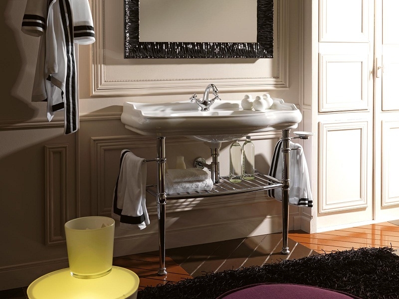 Kerasan Retro stelaż podumywalkowy z półką chrom 730090