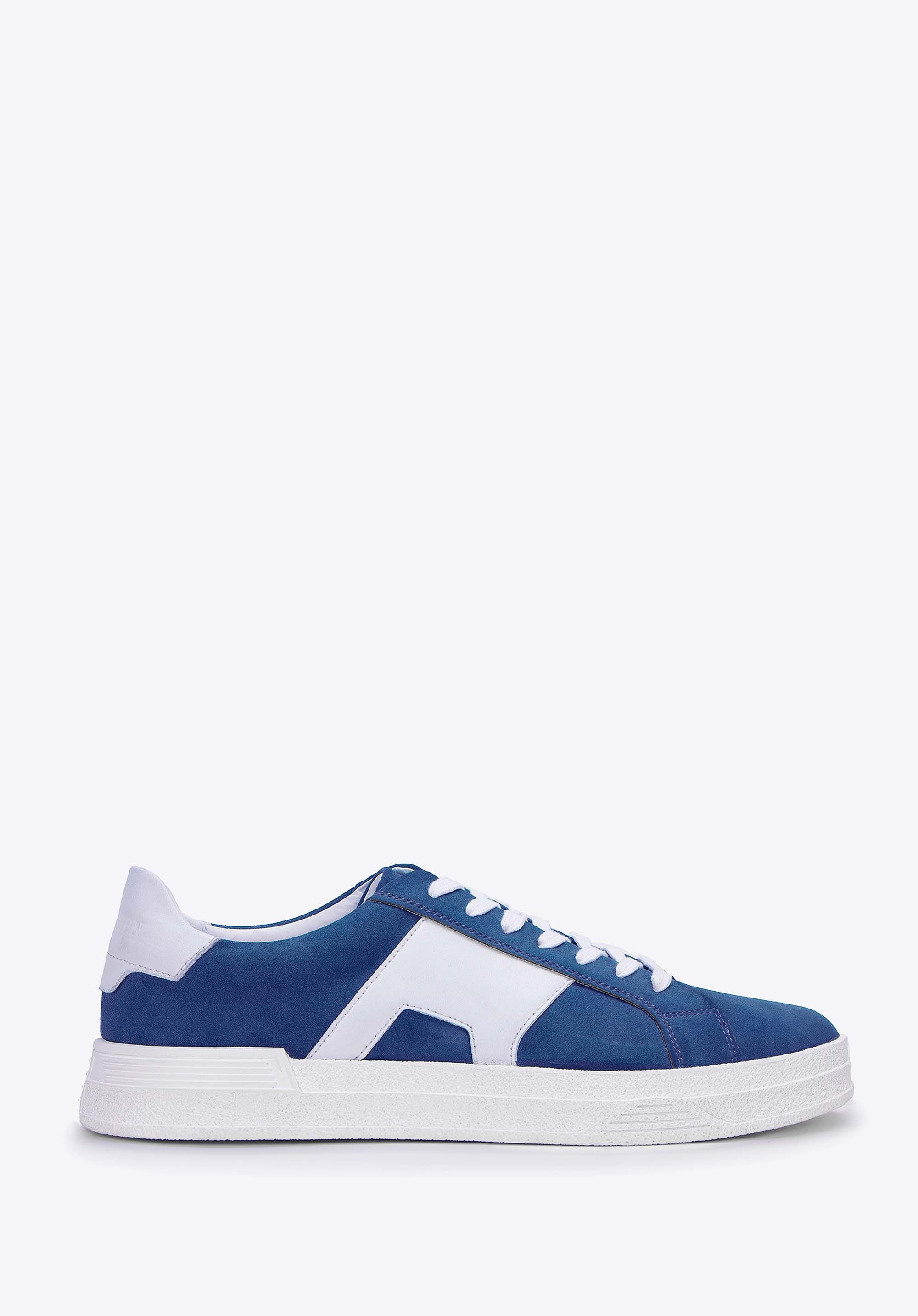 Męskie sneakersy z kontrastową podeszwą granatowe