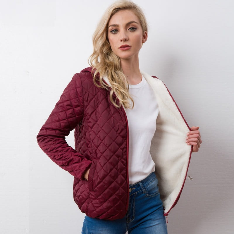 Kurtka damska z pikowaniem Kaptur 012