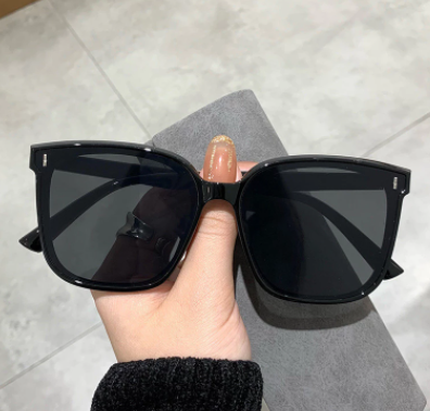 Duże okulary damskie przeciwsłoneczne Ok09