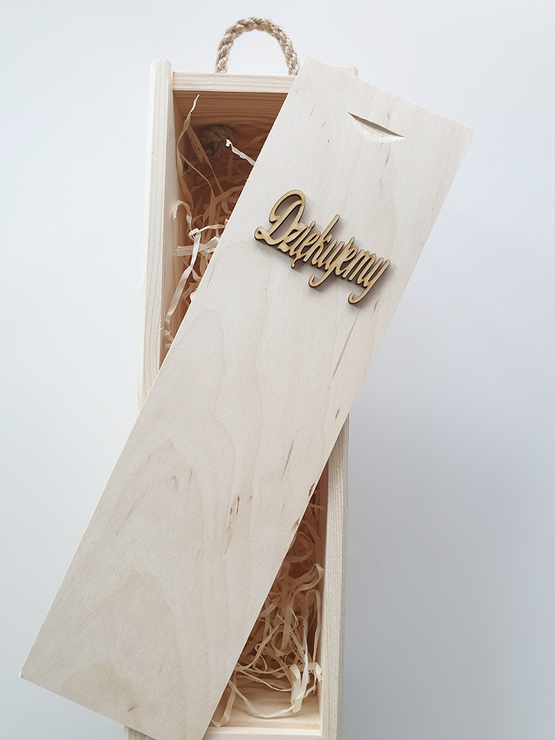 Skrzynka, pudełko drewniane na wino z wełną i napisem Dziękujemy