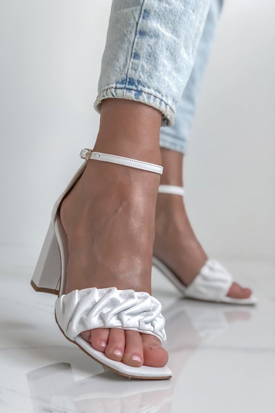 Sandały 739/75 Biały lico