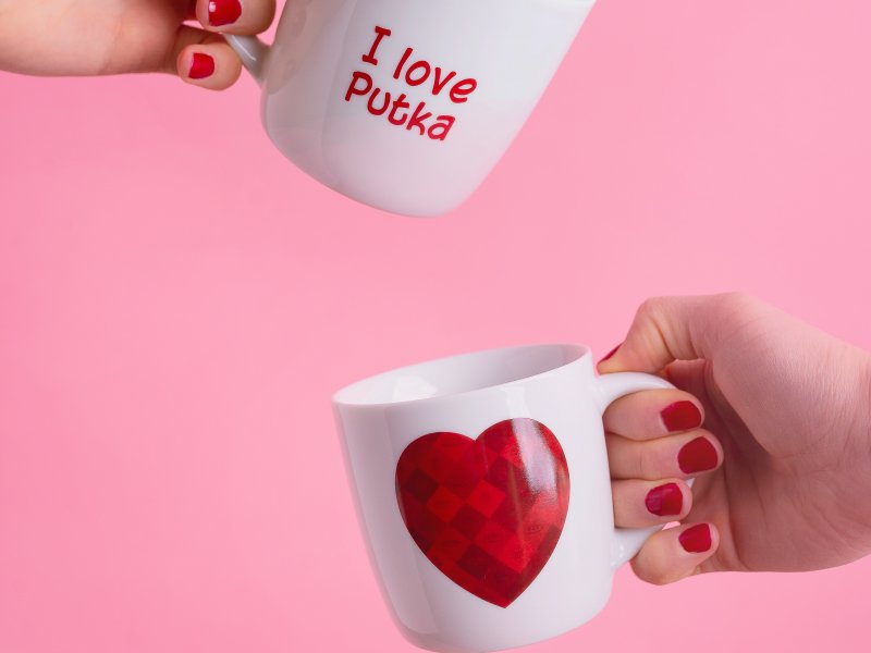 Kubek z sercem 330 ml - Piekarnie Cukiernie Putka