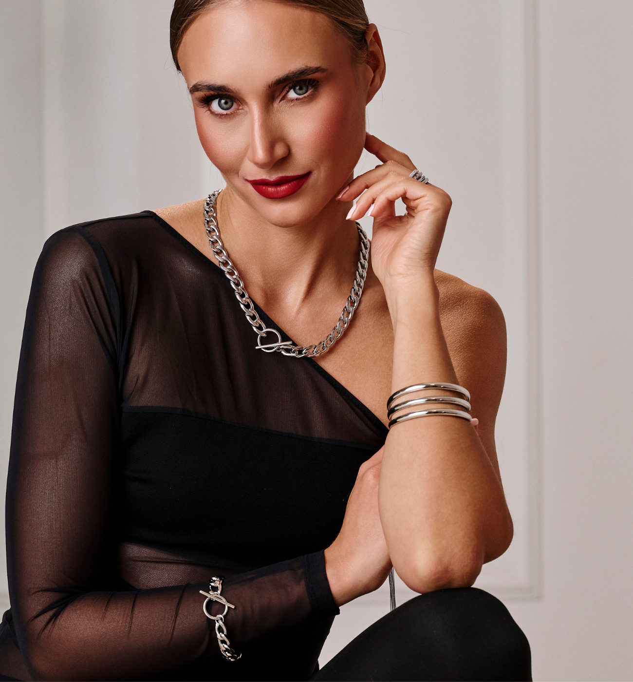 Zestaw srebrzystych łańcuchów i obręczy ZN0135 - By Dziubeka