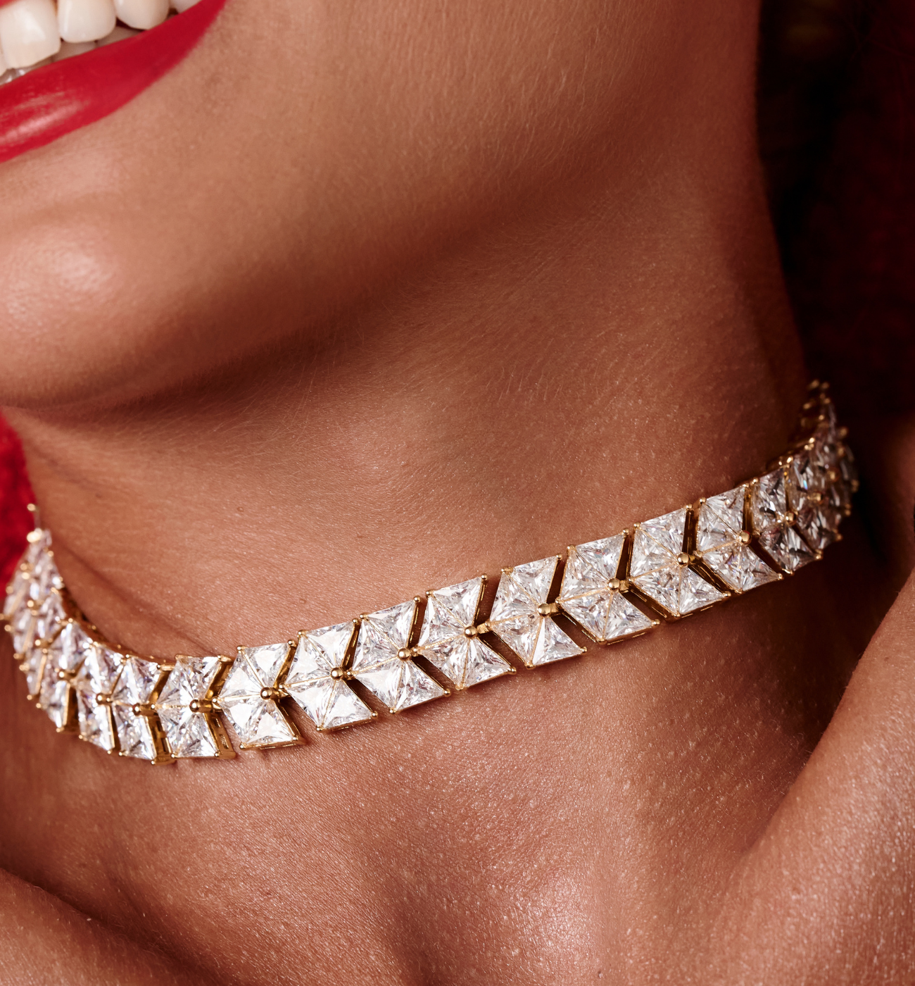 Choker z geometrycznych kryształów NS0413