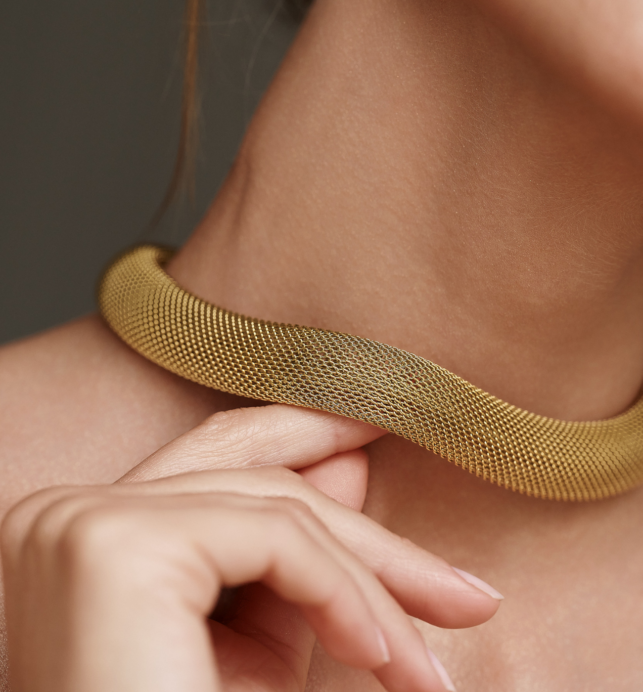 Naszyjnik choker typu mesh złoty NSY0608 - By Dziubeka