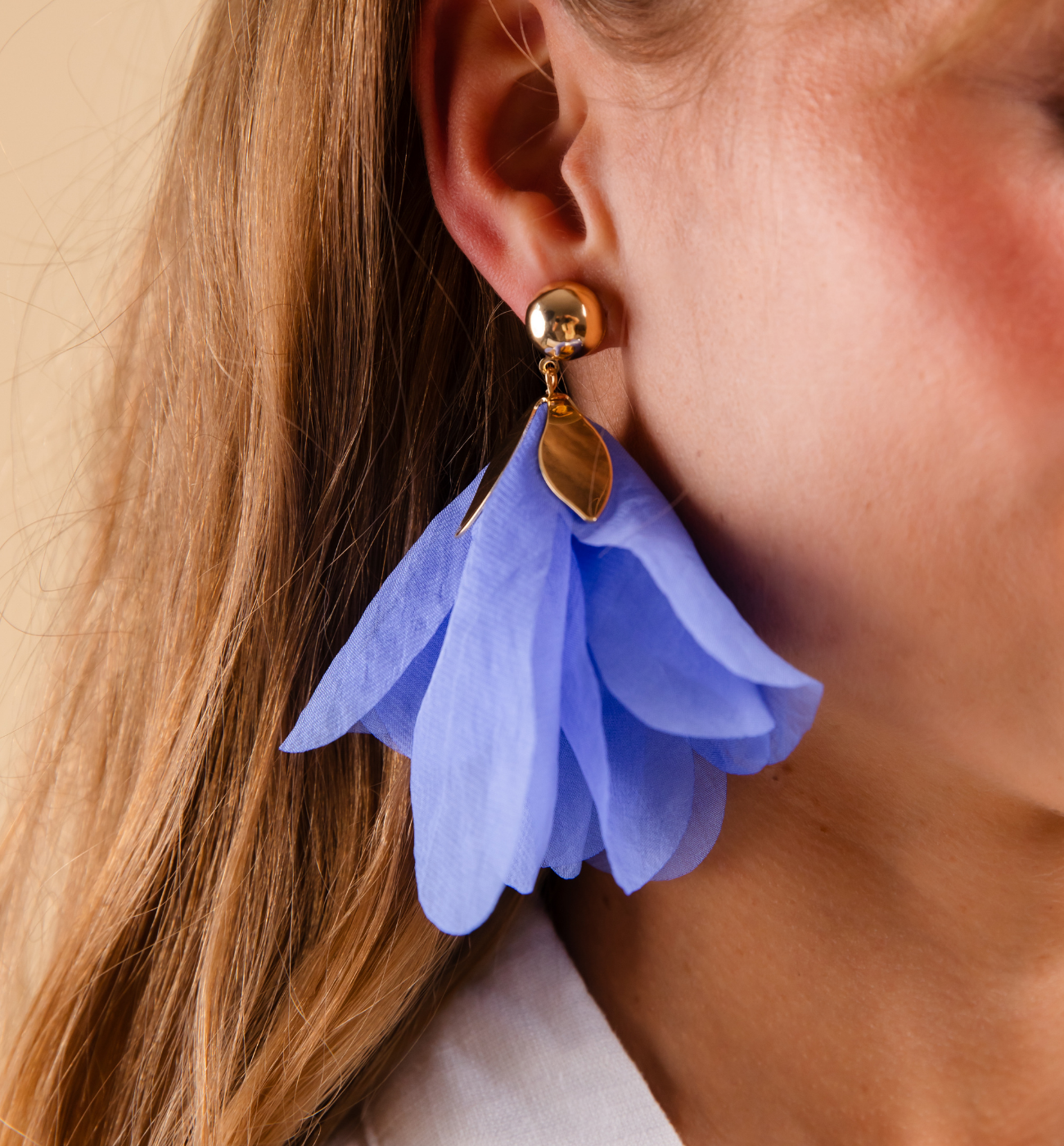 Kolczyki chabrowe z tkaniną - By Dziubeka