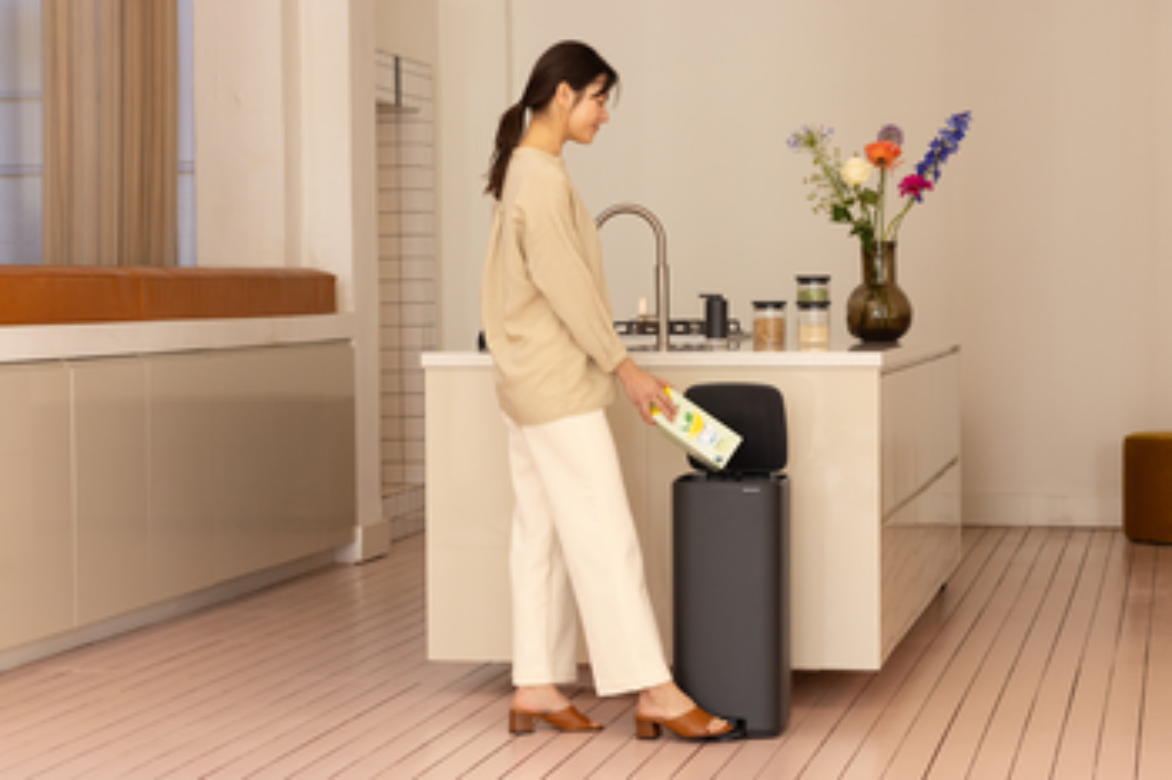 Brabantia Bo pojemnik na odpady 30 l szary 238185