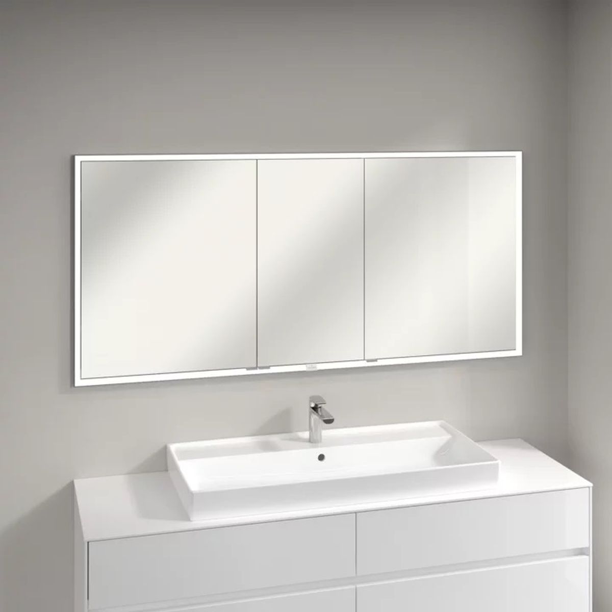 Villeroy & Boch My View Now szafka 160 cm boczna lustrzana wisząca z oświetleniem LED A4561600