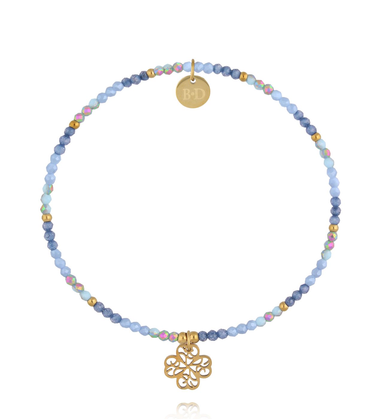 Bransoletka z niebieskich kryształków z ażurową koniczynką BTW3687