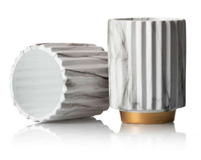 Wazon Blum Marabeling Gold HowHomely biały marmur ceramiczny 12xh16 cm 1 szt.
