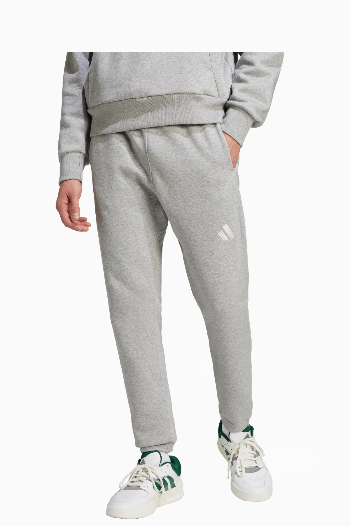 Spodnie adidas All SZN Fleece Regular Tapered - Szary