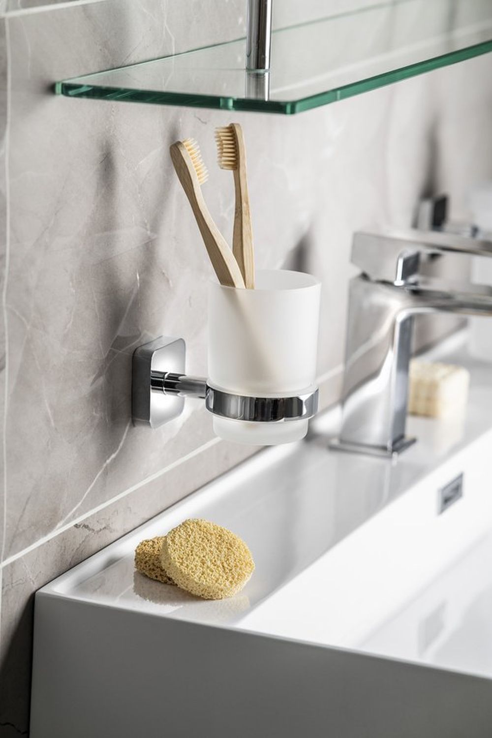 Sapho Insia kubek na szczoteczki z uchwytem ściennym szkło mleczne/chrom IS004