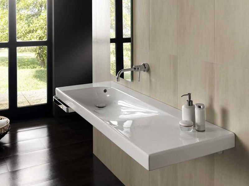 Hatria Grandangolo umywalka 150x50 cm ścienna prostokątna biała Y0V801