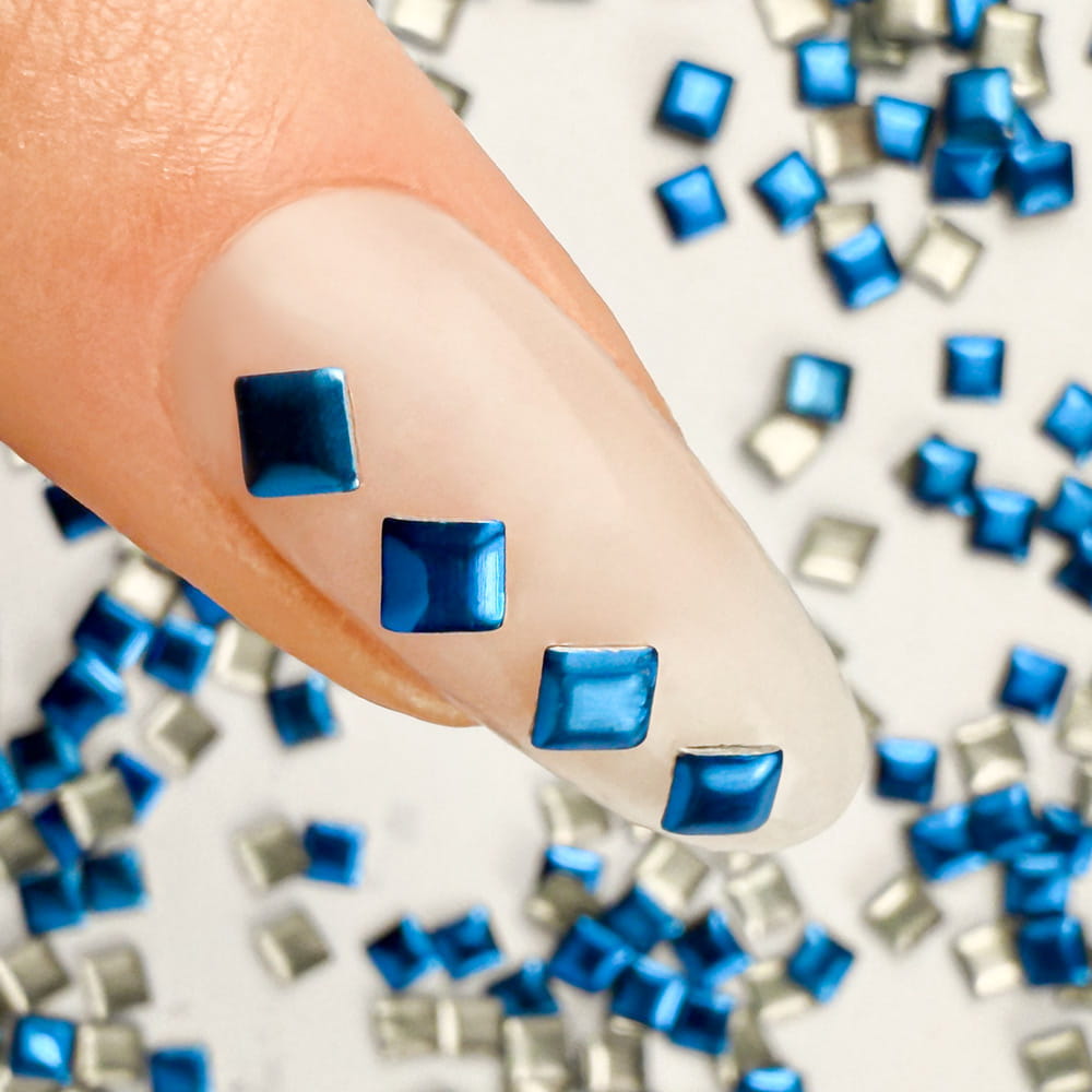 ShinePins gładkie ćwieki błyskotki ozdoby do paznokci kwadratowe large NTN Premium Nr 13 5g