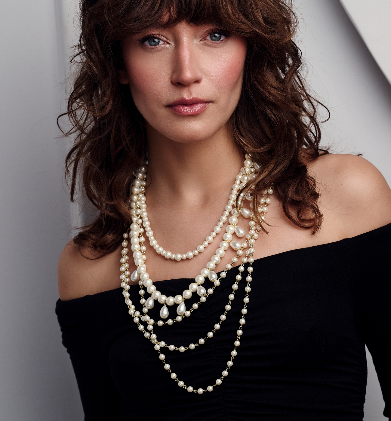 Naszyjnik z perłami długi NPE0279