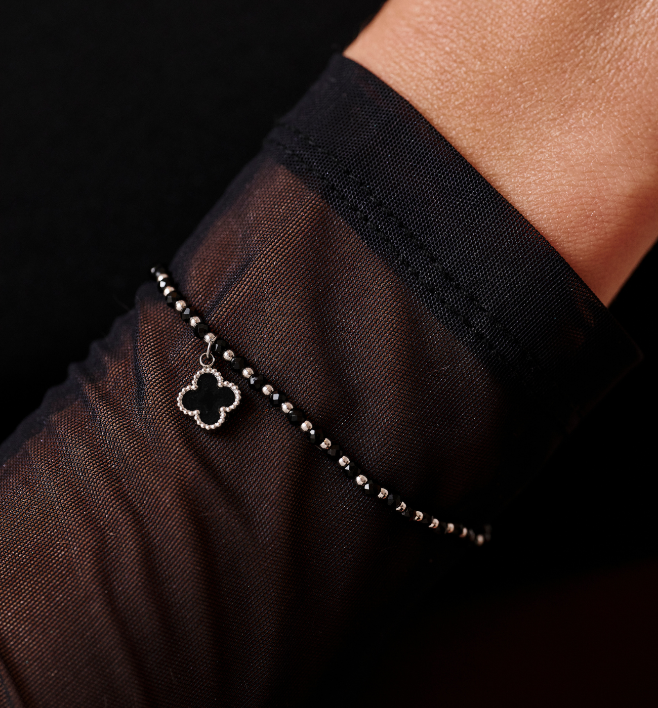 Bransoletka z turmalinami i koniczynką srebrna BTW3171