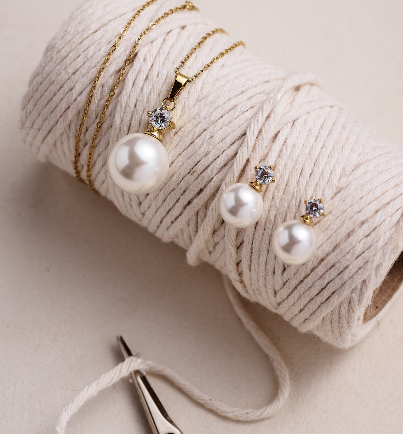 Zestaw biżuterii z perłami ZN0087 - By Dziubeka