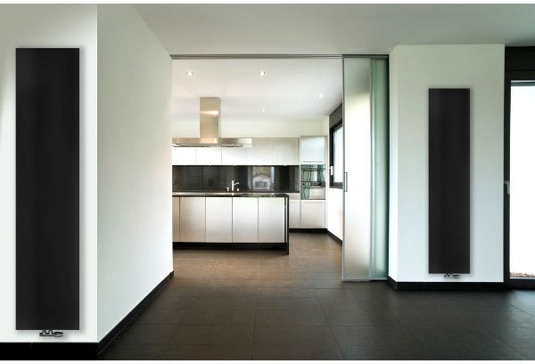 Radox Nova Flat grzejnik pokojowy 180x59 cm podłączenie dolne czarny strukturalny RX-NVF.002T.1800.590