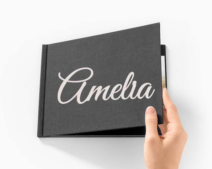 Napis Emblemat imię na ksiegę gości album do zdjęć biały, dekoracja na Komunię Świętą Chrzest Święty