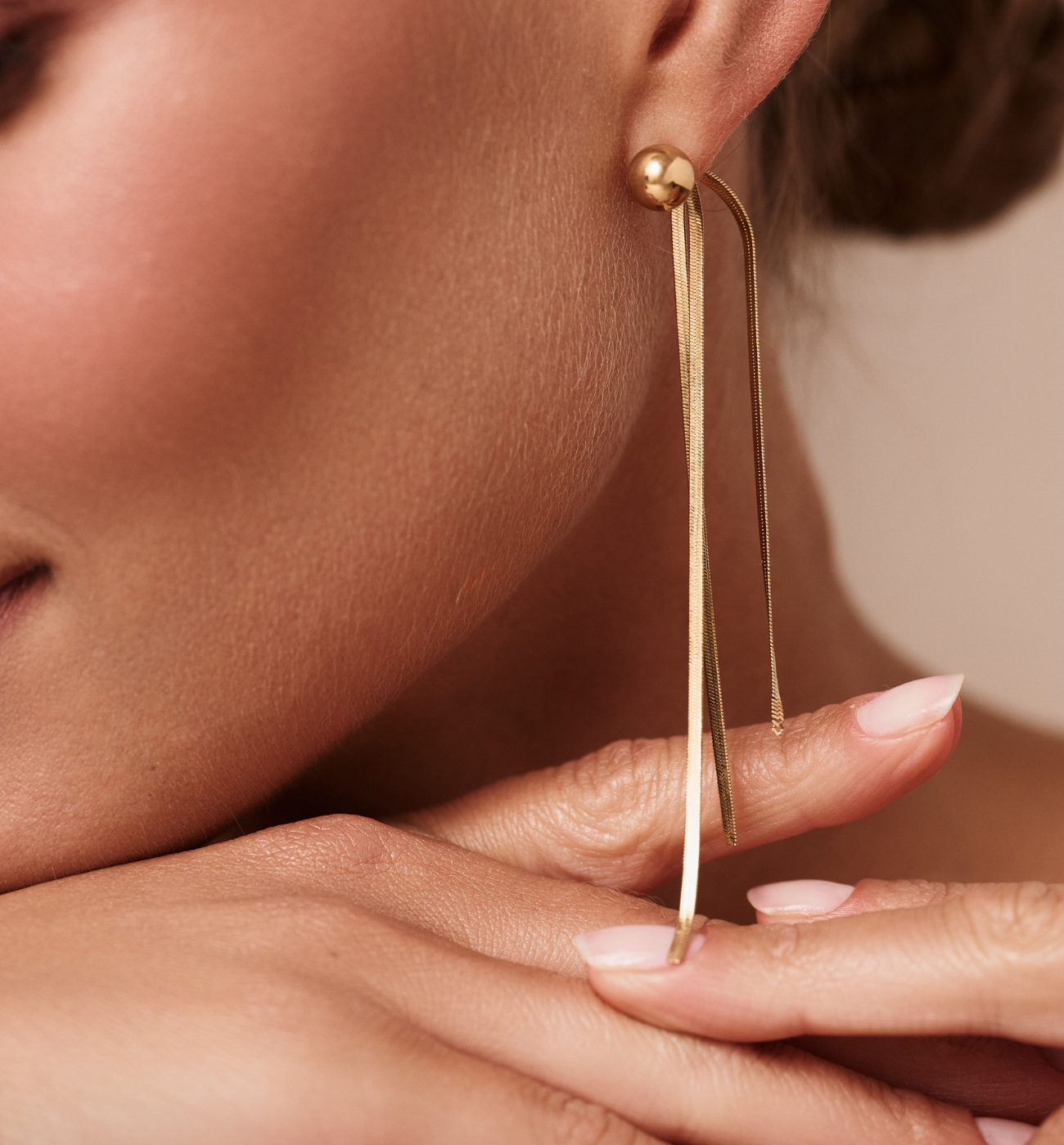 Kolczyki długie złote z łańcuszkami KSY0380