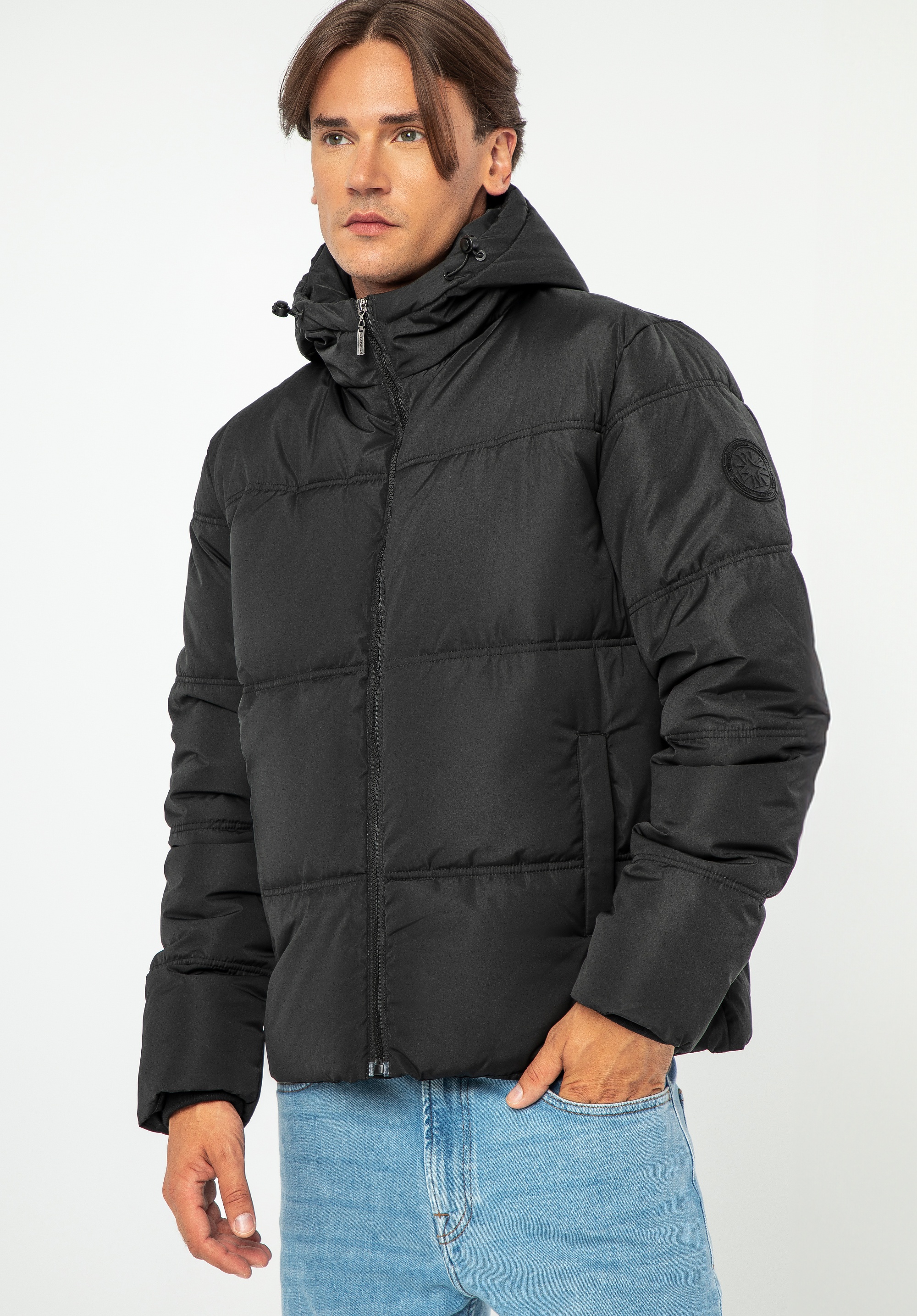 Męska kurtka pikowana z monogramem czarna