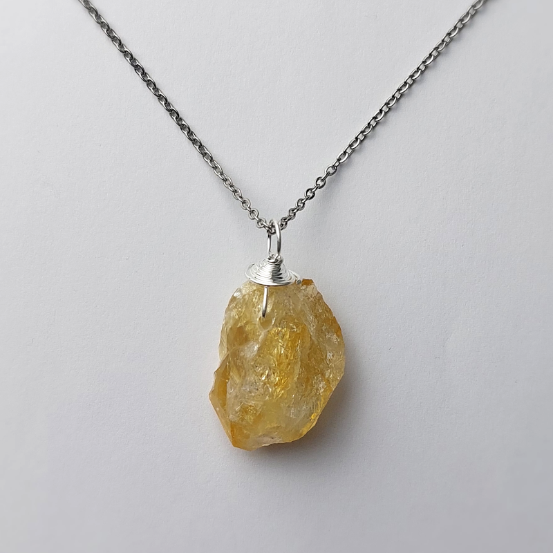 Cytryn surowa bryłka (wisior w oprawie)