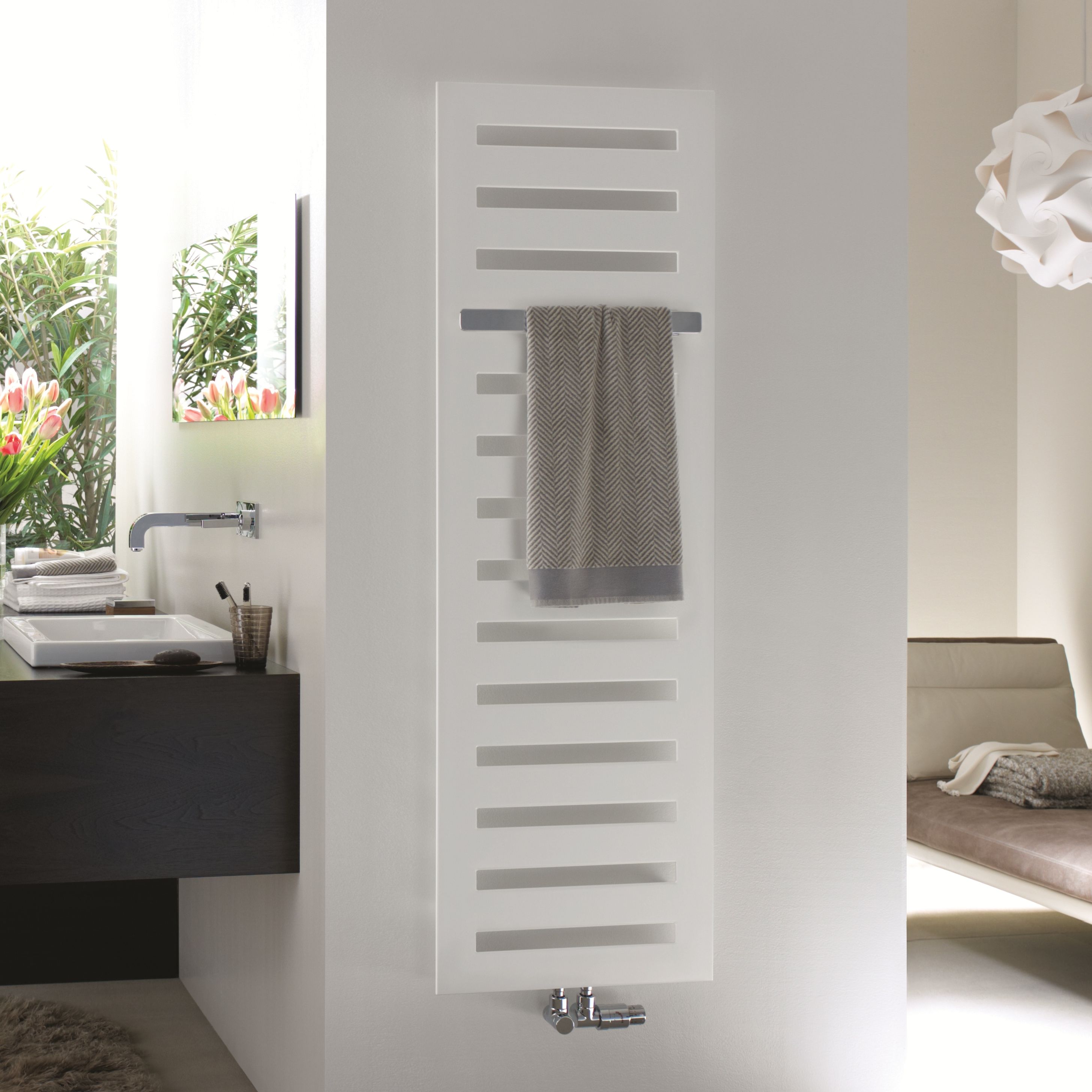 Darmowa Dostawa - Grzejnik łazienkowy dekoracyjny 80x50 cm biały Zehnder Metropolitan MEP080050