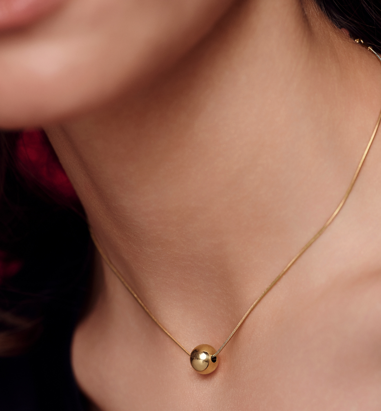 Naszyjnik złoty z kulką Simple Ball - By Dziubeka