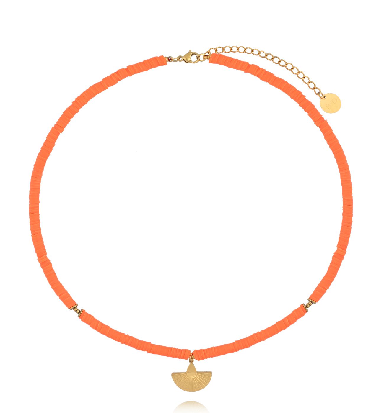 Naszyjnik z pomarańczowych koralików z zawieszką wachlarza NSH0126