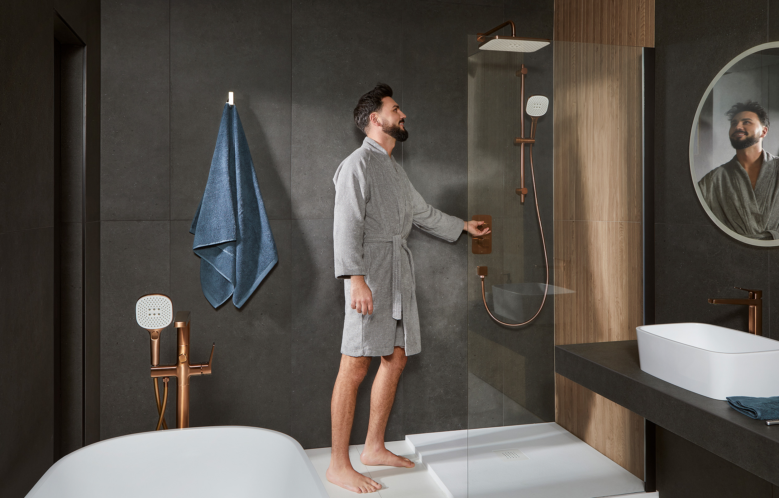 KFA Armatura Malaga Rose Gold zestaw prysznicowy podtynkowy termostatyczny z deszczownicą różowe złoto szczotkowane 5759-301-34