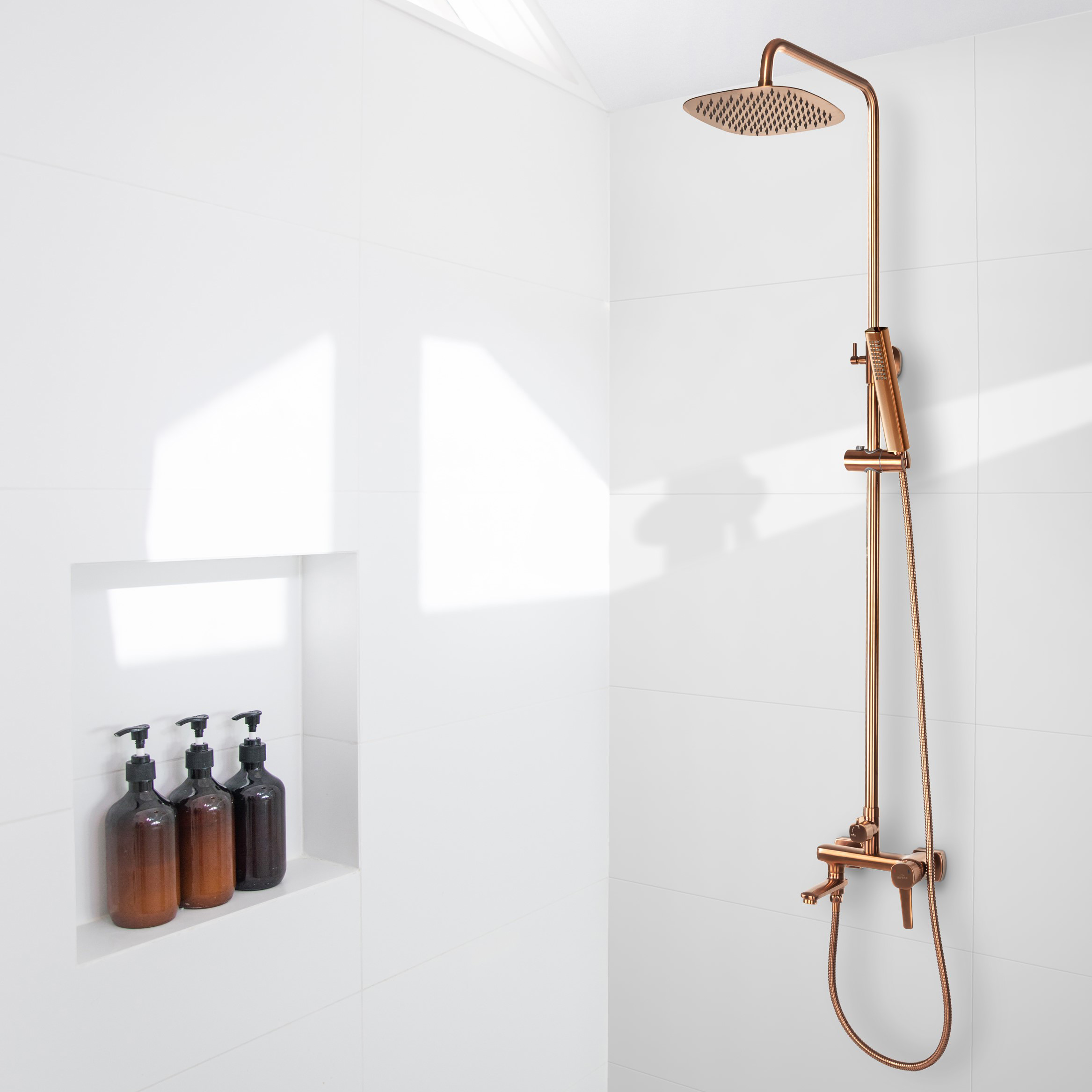 Invena Glamour zestaw prysznicowy ścienny miedź AU05B14 - Wysyłka w 24h