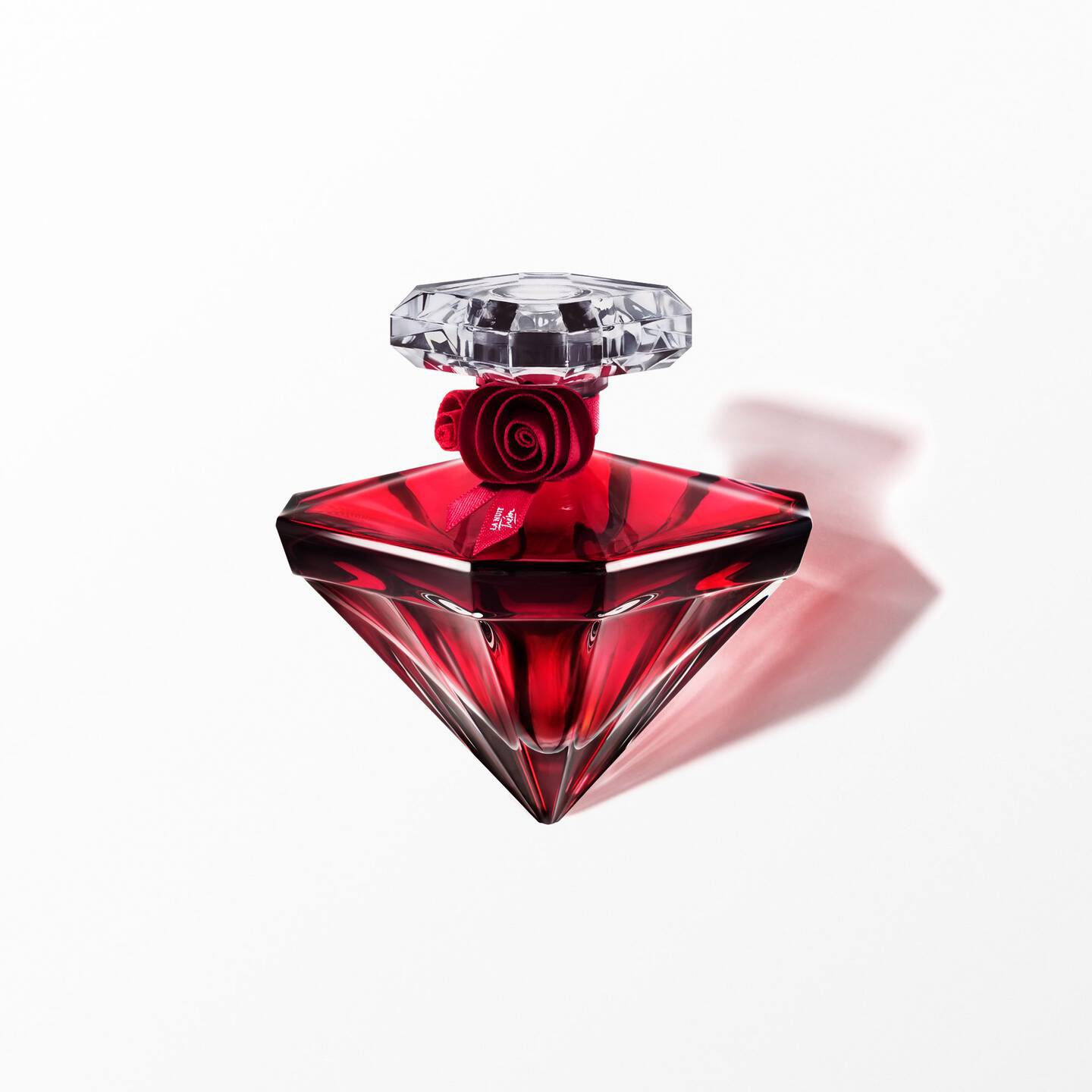 Lancôme La Nuit Trésor Rouge Drama - Nowa truskawkowa intensywność, dramatycznie rozkoszna 30 ml