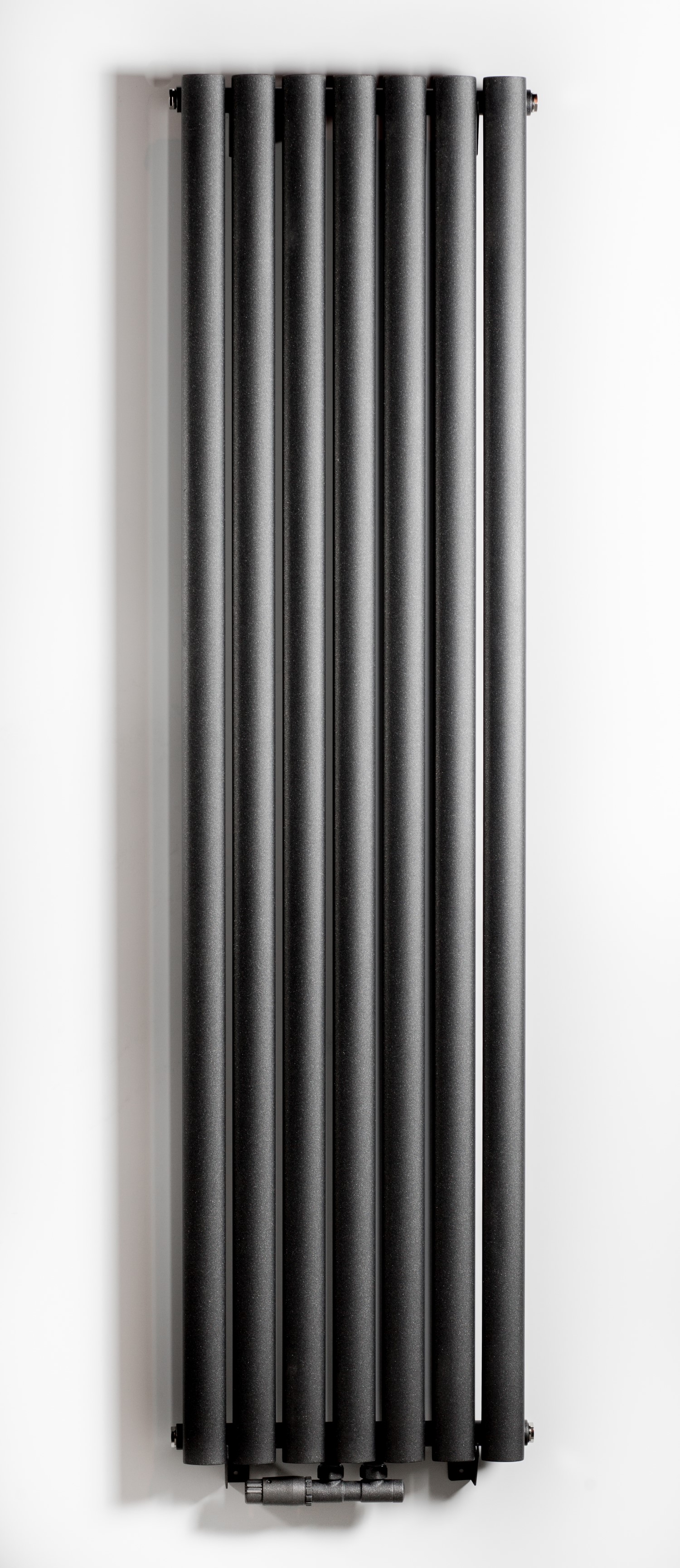 Darmowa Dostawa - Grzejnik dekoracyjny 160x41 cm podłączenie dolne czarny Luxrad Ring RIN1600410S040ZDC