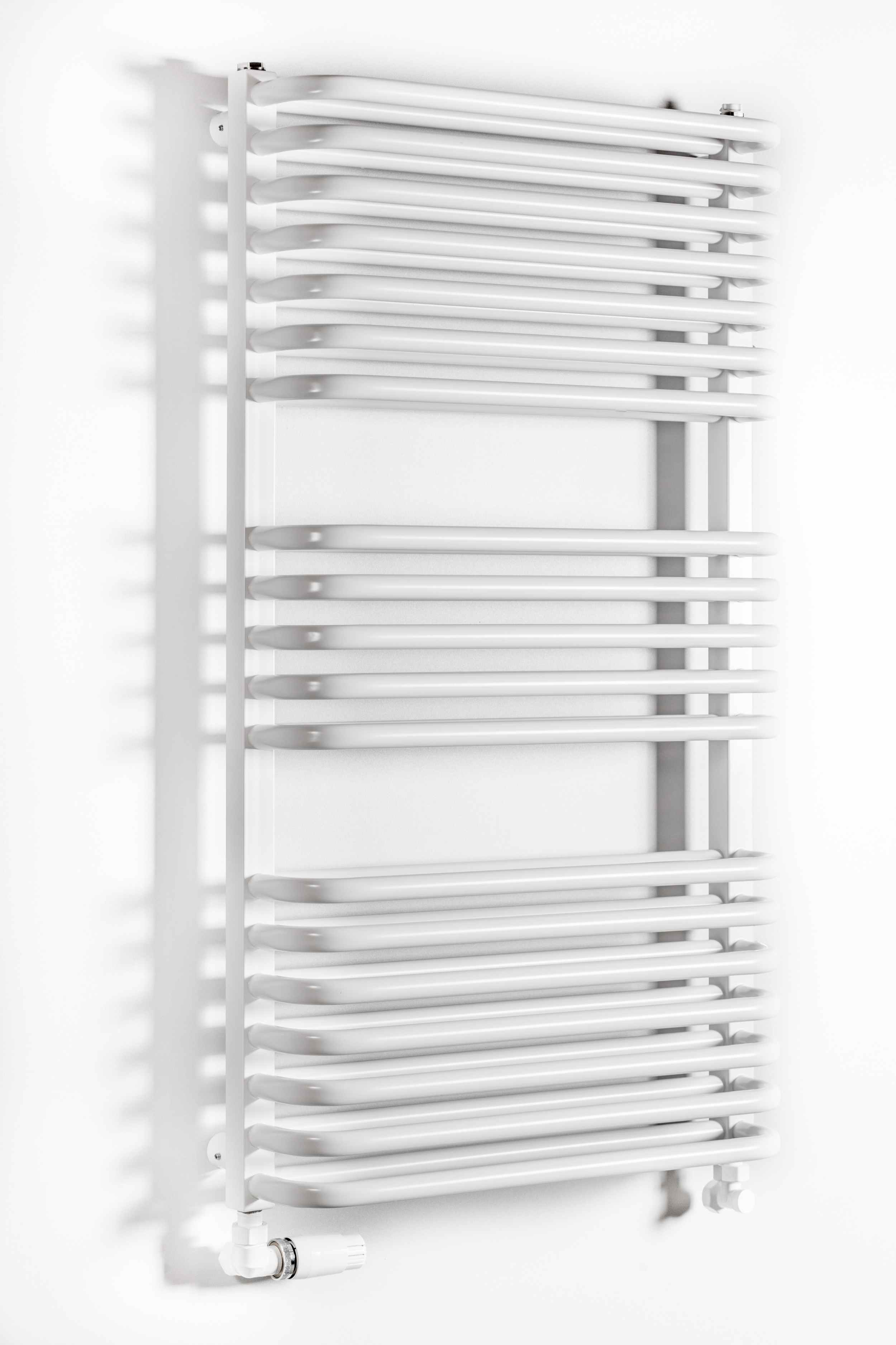 Darmowa Dostawa - Grzejnik łazienkowy dekoracyjny 60x53 cm biały Luxrad Salto Max SAM060005309003