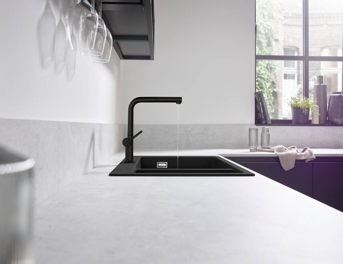 Hansgrohe Talis M54 bateria kuchenna stojąca z wyciąganą wylewką czarny mat 72809670