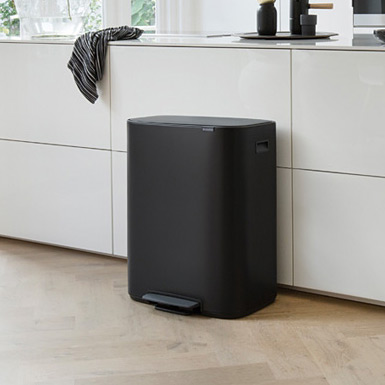 Brabantia Bo pojemnik na odpady 60 l pedałowy czarny mat 211508