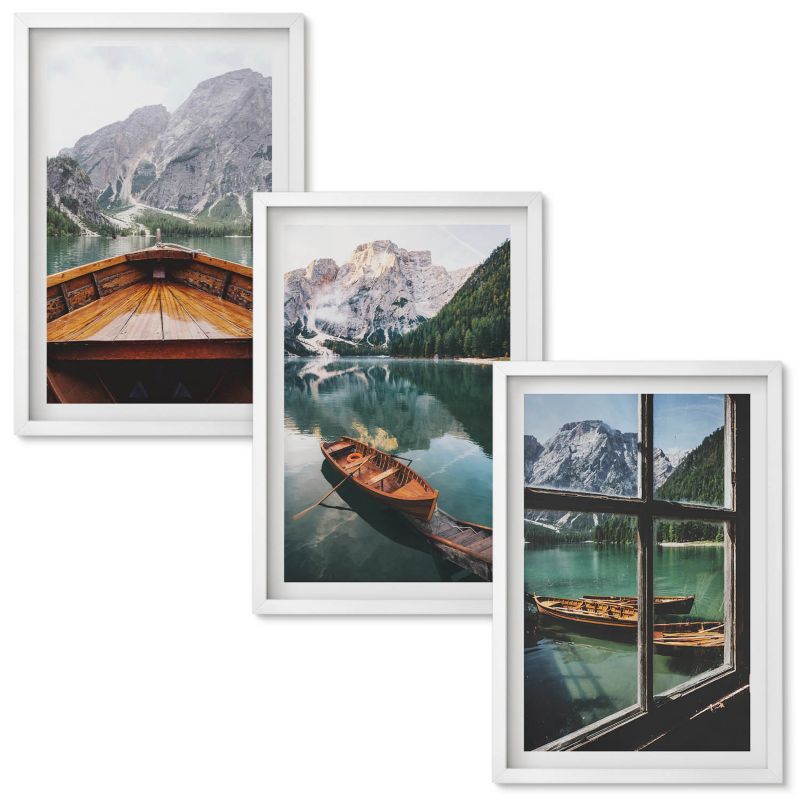 Zestaw Obrazów w Ramie Wallfluent Górskie jezioro łodzie okno Biała rama 40x60 cm 3 szt.