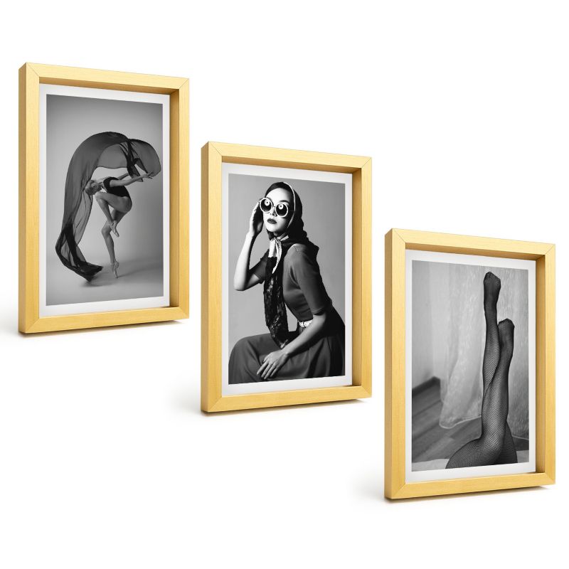 Zestaw Obrazów 3 Częściowy ArtPrintCave Złote Ramki 20x30 cm Dekoracja do Sypialni Czarno-Złote portrety kobiet 1 kpl.