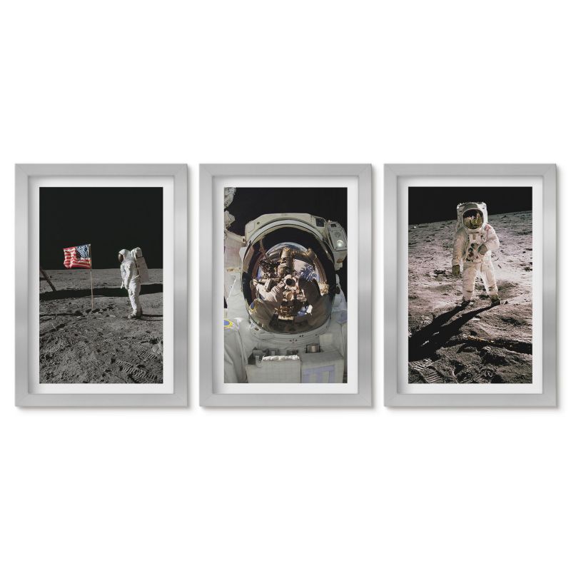 Zestaw 3 obrazów w srebrnej ramie Tulup 20x30 cm Lądowanie astronautów Księżyc NASA Galeria ścienna 1 kpl
