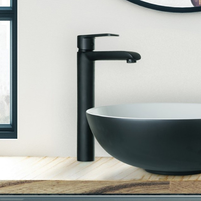 Invena Siros bateria umywalkowa stojąca wysoka czarny mat BU-90-W04
