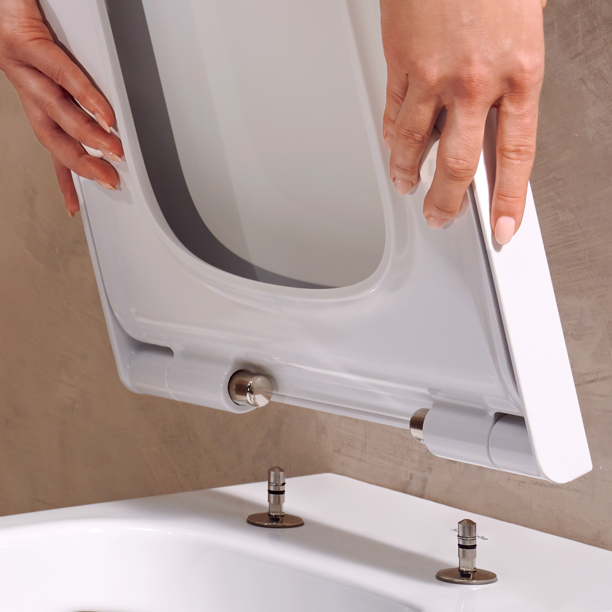 Hansgrohe EluPura Original S miska WC z deską wolnoopadającą wisząca bez kołnierza biały połysk 61180450