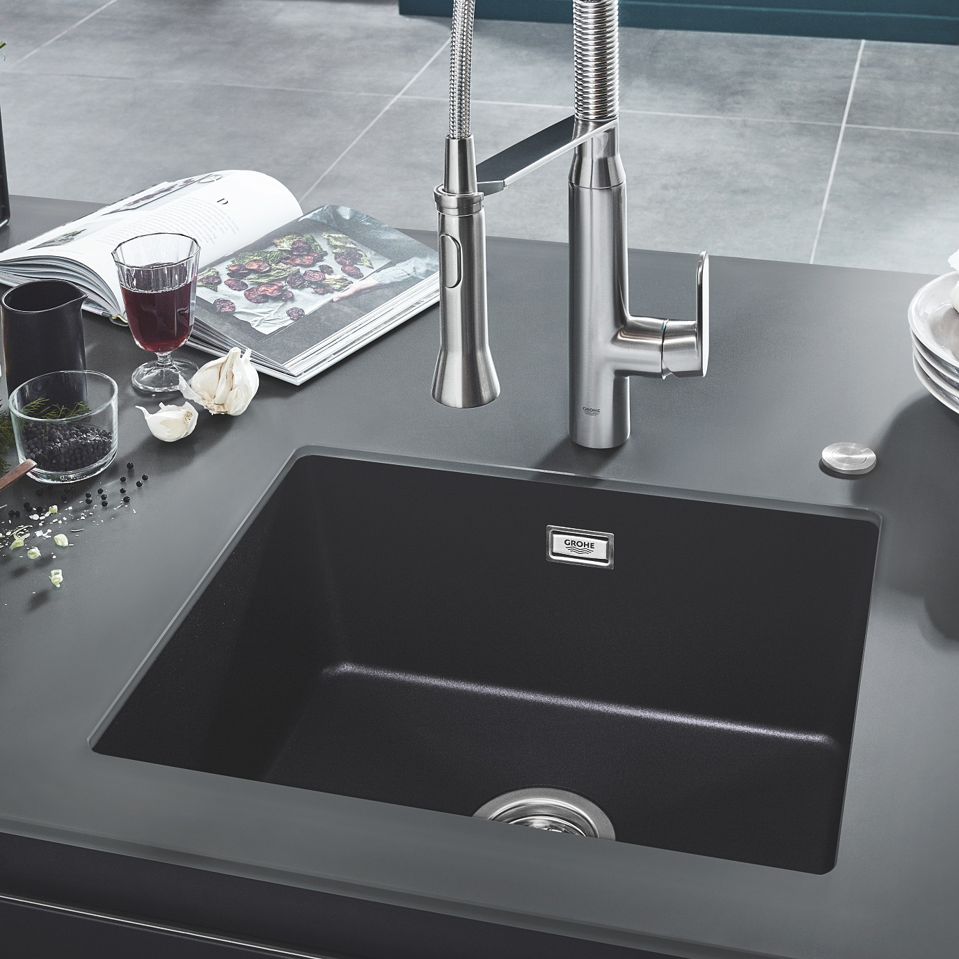 Grohe K700 zlewozmywak granitowy 53,3x45,7 cm czarny 31654AP0