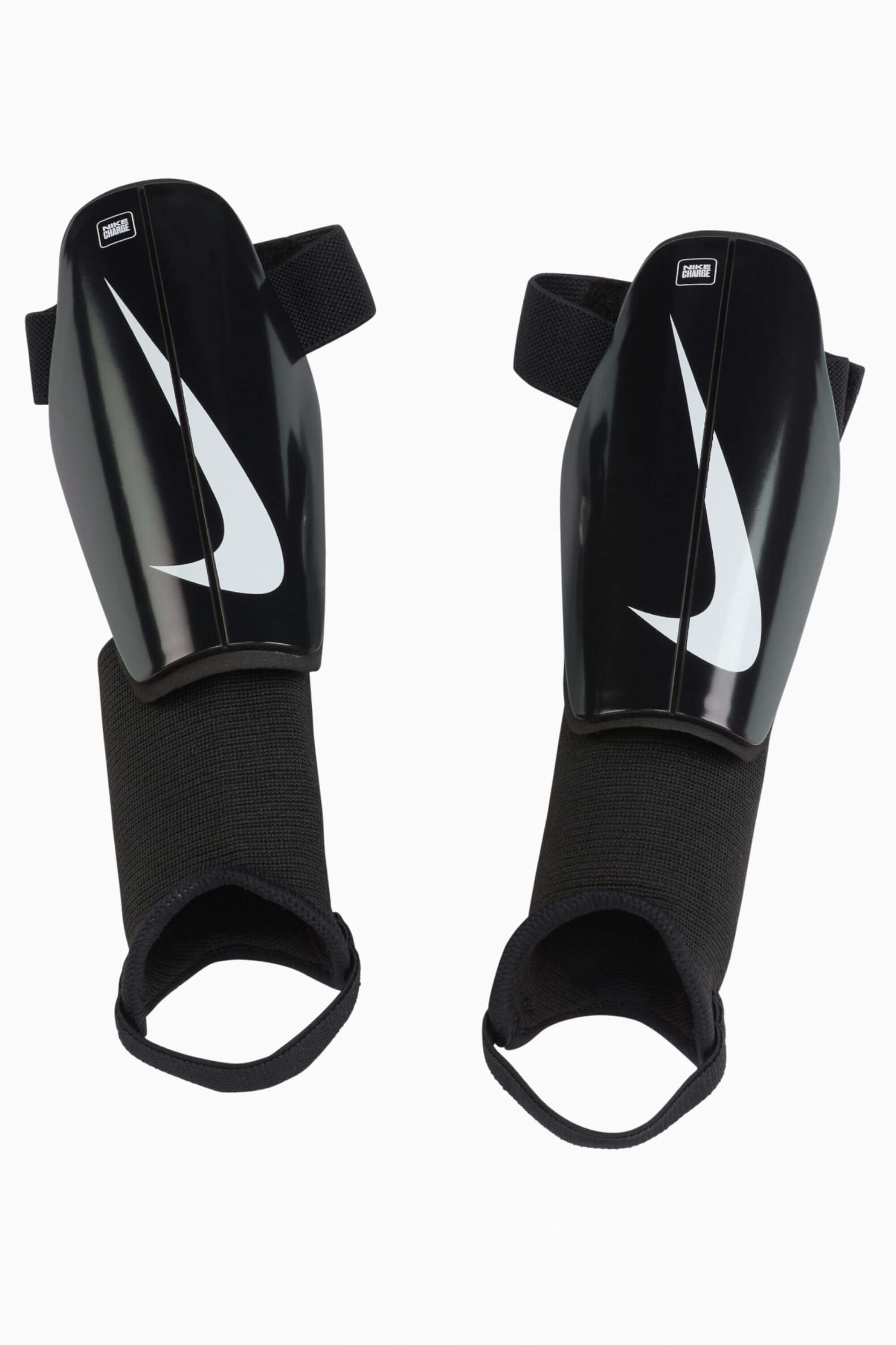Ochraniacze Nike Charge Junior - Czarny