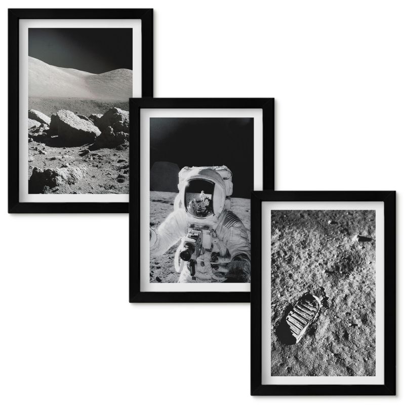 Set Obrazów w Ramie Wallfluent NASA zdjęcia księżyc astronauta Czarna rama 20x30cm 3 szt.