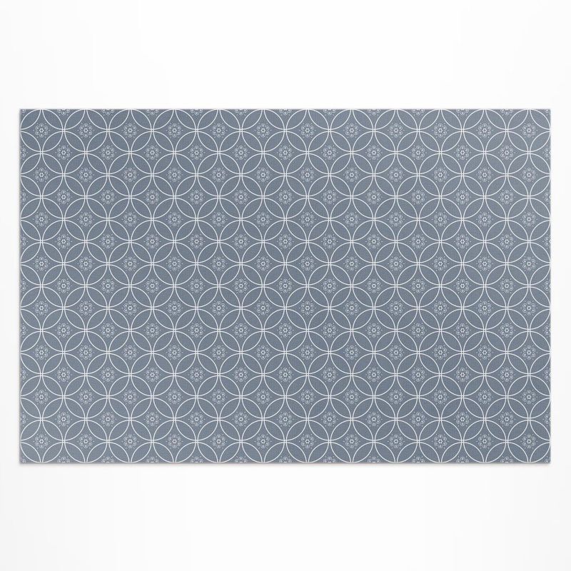 Winylowy Chodnik Zewnętrzny Wallfluent 100x150 cm Wzór kolczugi regularne okręgi i kwiaty 1 szt.