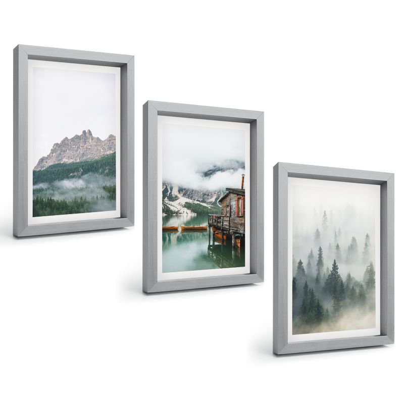 Trzyczęściowy Zestaw Obrazów ArtPrintCave 20x30 cm Srebrna rama Góry jezioro chata mgła 1 kpl.