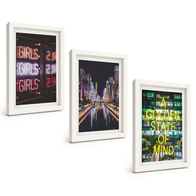 Galeria 3 Obrazów w Białej Ramie ArtPrintCave 20x30 cm Komplet ścienny Neonowe napisy rzeka nocą 1 kpl.
