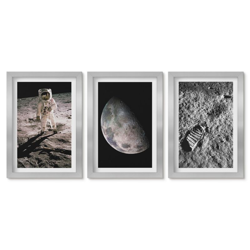 Zestaw 3 obrazów w srebrnych ramach Tulup 20x30 cm Astronauta Księżyc zdjęcie Małe obrazy do kuchni w ramie 1 kpl
