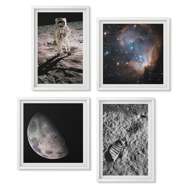 Zestaw 4 obrazów w białych ramach Tulup Astronauta Księżyc ślad zdjęcie Obrazy do kuchni w ramie 1 kpl